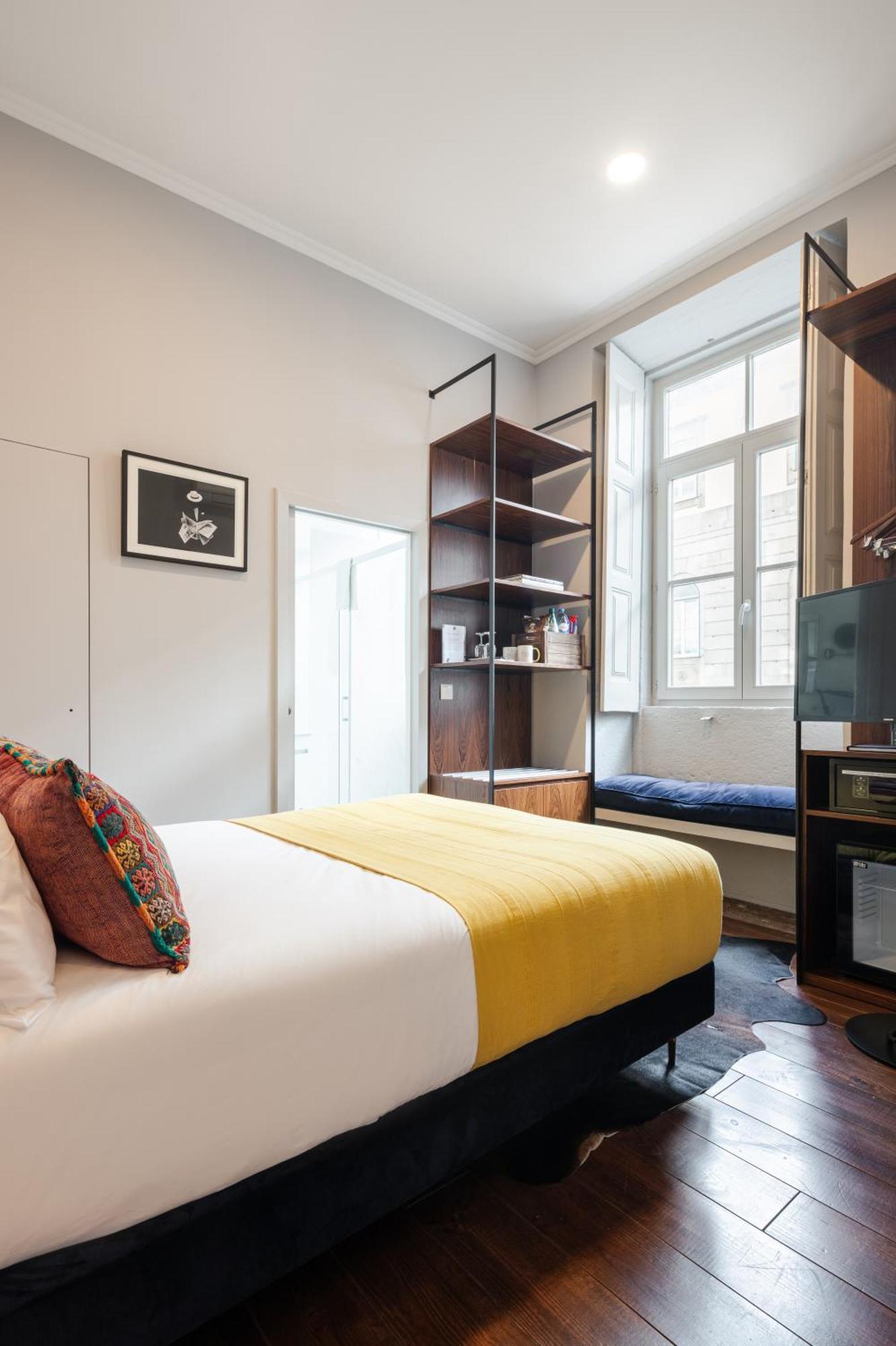 Gasthof Utopian Hotel, A Charming Porto